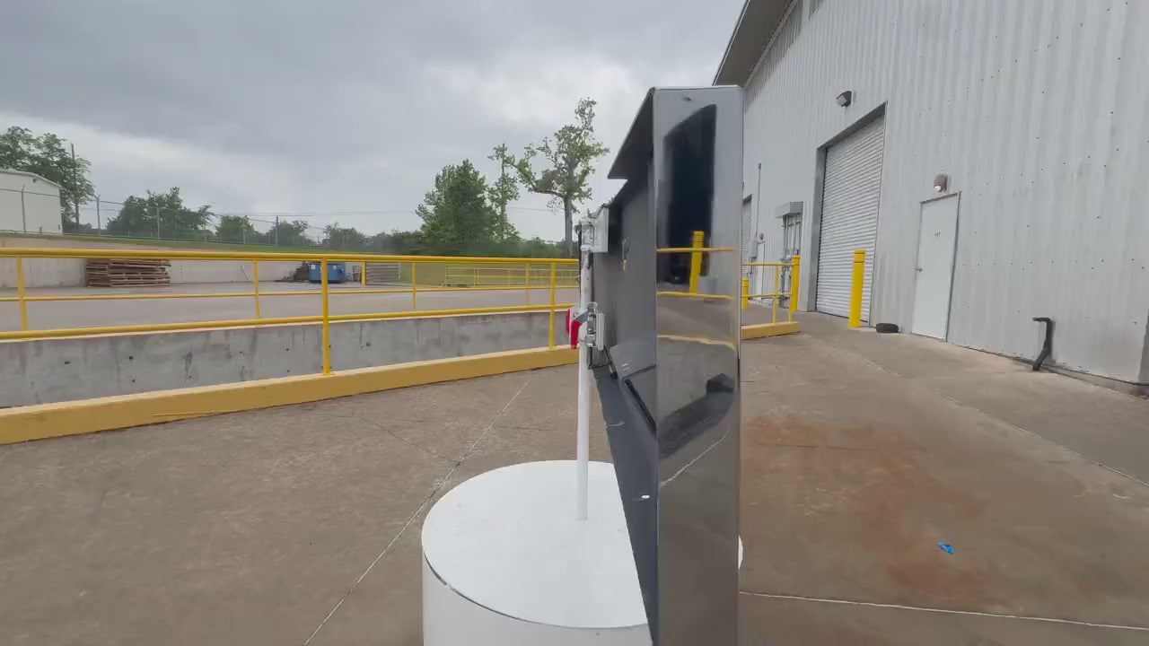360° view — Peterbilt 388/389/589 chrome bumper